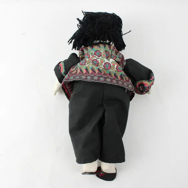 Vintage Asian Soft-Sculpted Fabric Dolls Collectible Pre-Owned