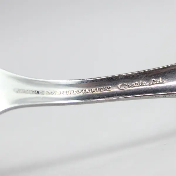 Lot of 4 Oneida Malibu Stainless Steel Dinner Spoon with Floral Handle Design