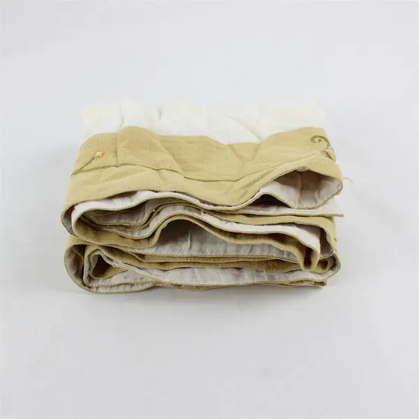 Vintage Floral Embroidered Beige and White Table Runner 13.5" x 66" FLAWED