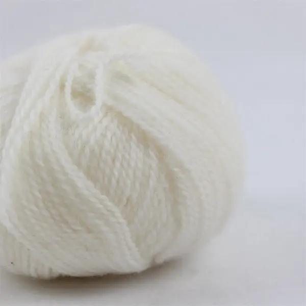 Lot of 4 3000-Brand White Lambswool Angora Yarn Balls New Old Stock