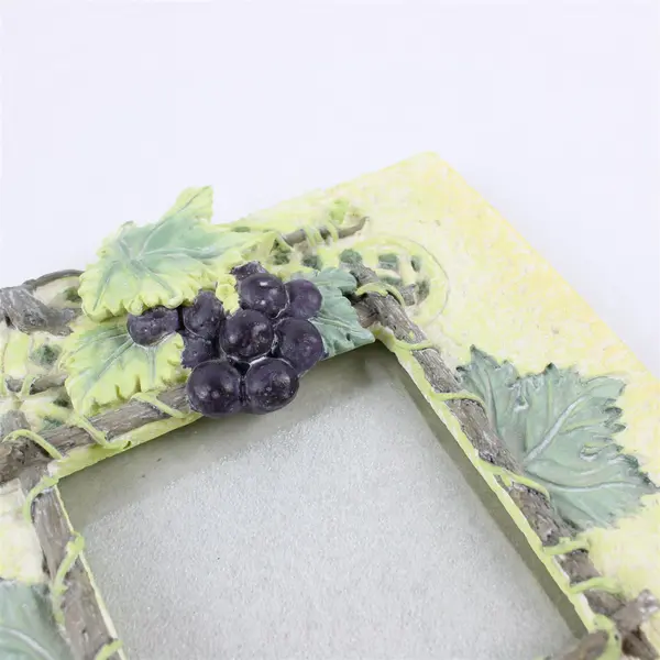 Grapevine Design Square Resin Tabletop Picture Frame 3.5"x3.5"