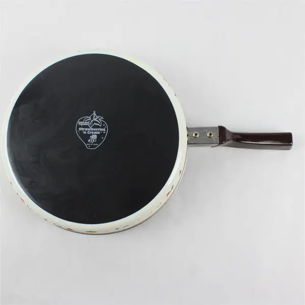 Vintage Sheffield Strawberries 'n Cream Frying Pan 10"