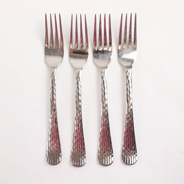 Set of 4 World Aspire Stainless Dinner Forks  7.5in