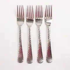 Set of 4 World Aspire Stainless Dinner Forks  7.5in
