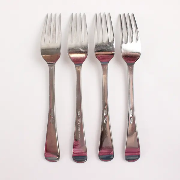 Set of 4 World Aspire Stainless Dinner Forks  7.5in