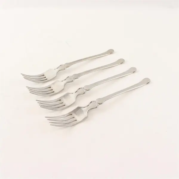 Set of 4 Korea 18/8 Stainless Steel Dinner Forks 8 in