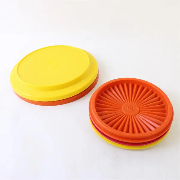 Lot of 5 Tupperware Replacement Lids Assorted Colors 1207-15 812-45