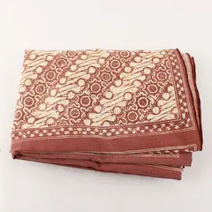 Unbranded White/Red Batik Wax Dye Rectangle Fabric Tablecloth 72" x 102"