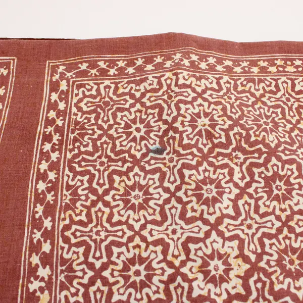 Unbranded White/Red Batik Wax Dye Rectangle Fabric Tablecloth 72" x 102"