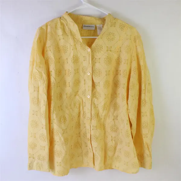 Alfred Dunner Semi-Sheer Floral Design Butter Yellow Button-Up Women's Size 16