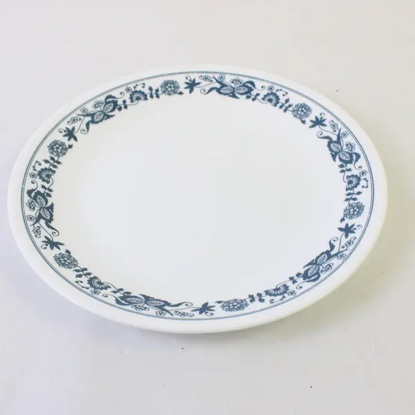Set of 4 Corelle Old Town Blue Salad Plates 8-1/2"