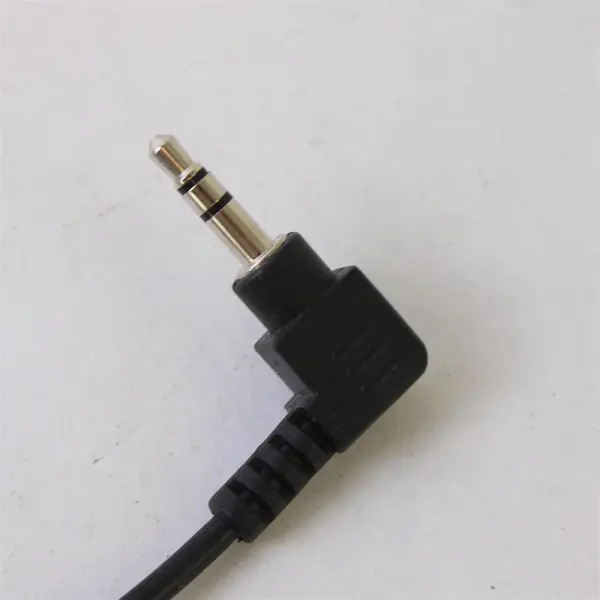 Hosa CMM-103RR 3 ft Right Angle 3.5mm TRS Stereo Interconnect Cable