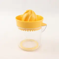 5oz Yellow Plastic Manual Fruit Juicer Compact Kitchen Tool