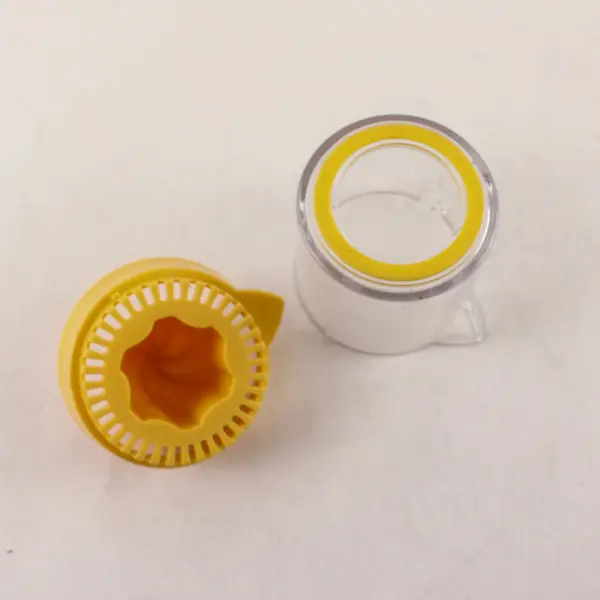 5oz Yellow Plastic Manual Fruit Juicer Compact Kitchen Tool