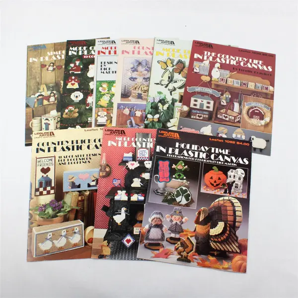 Lot of 15 Leisure Arts Craft Leaflets 1982-1989 Cross-Stitch on Plastic Canvas