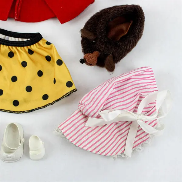 Lot of 11 Vintage Loose Doll Clothes Accessories 14-18in Dolls