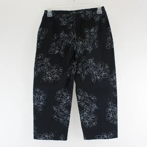 Petite Sophisticate Stretch Floral Print Dark Navy Capri Pants Women's Size 4