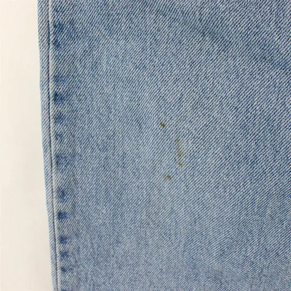 Wrangler Men’s 34x30 Light Wash Straight Leg Blue Denim Jeans 