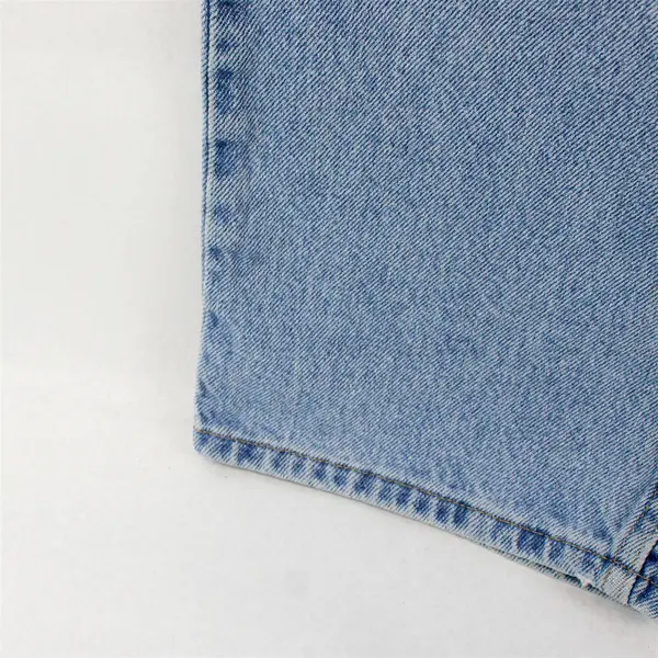 Wrangler Men’s 34x30 Light Wash Straight Leg Blue Denim Jeans 