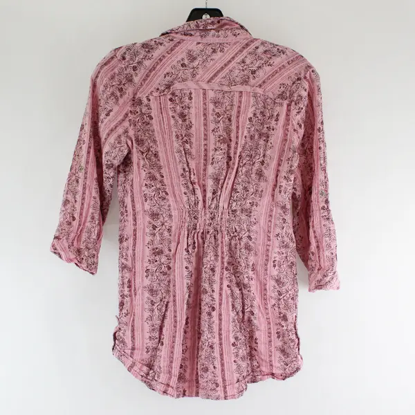 FANG Women's Pink Floral Button-Up Blouse Size M