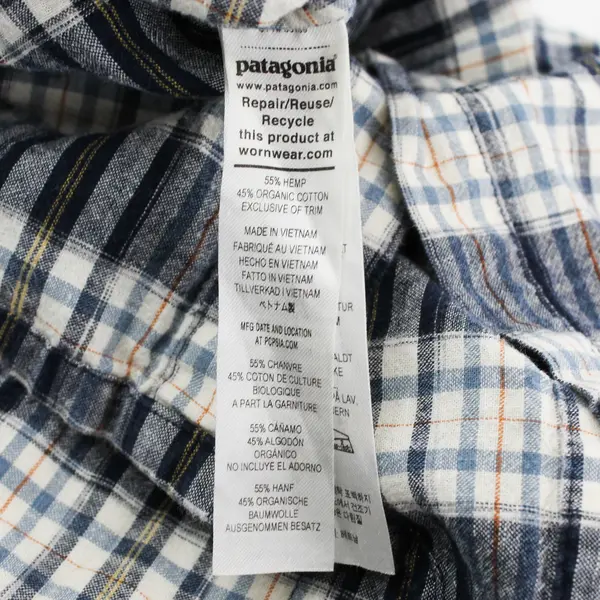 Patagonia Blue and Brown Short-Sleeved Button-Up Men's Medium