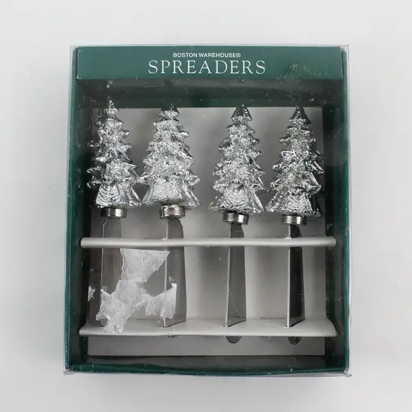 Set of 4 Boston Warehouse Christmas Tree Stainless Steel Spreaders Knives