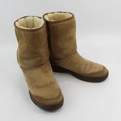 Maree by UGG Australia Ultimate Short 5275 Chestnut Suede Boots W11