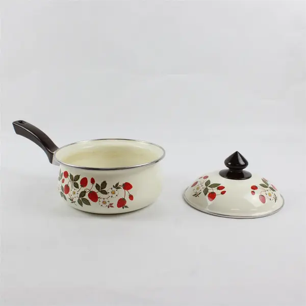 1980s Vintage Sheffield Strawberries N Cream Saucepan
