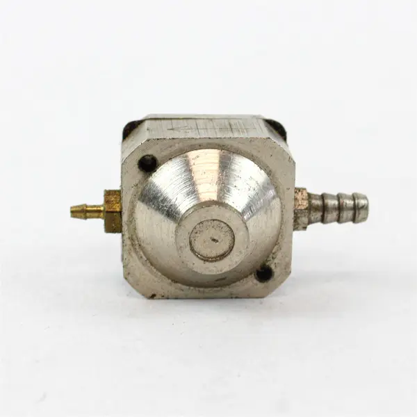 Partner 24090D Small Engine Carburetor Valve Used