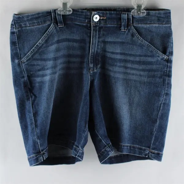 Lee Women's 12 (M) Medium Wash Regular Fit Mid-Rise Denim Bermuda Shorts