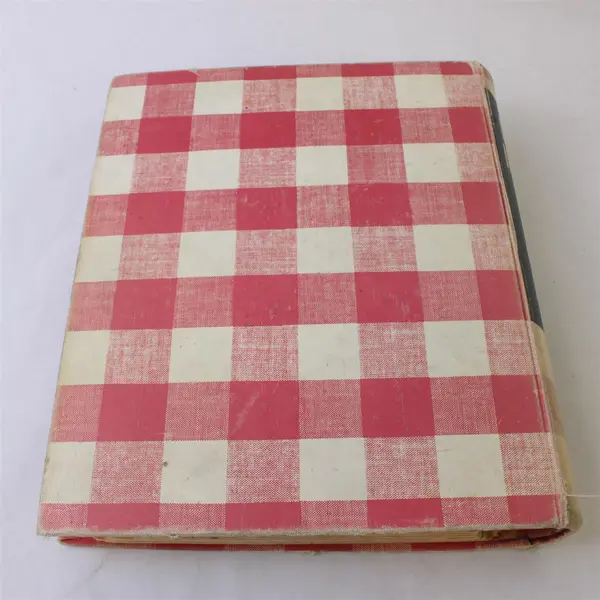 Better Homes & Gardens New Cook Book 1962 Vintage Red Checked Cover