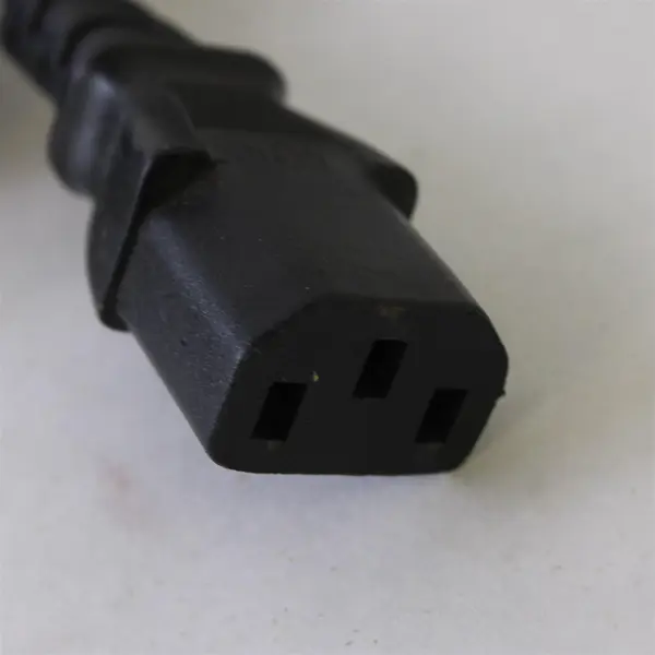 Computer Power Cord E55333 SJT-2 18AWG 300V CSA 152192 3-Prong