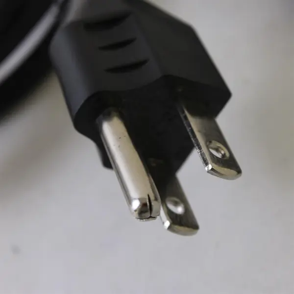 Computer Power Cord E55333 SJT-2 18AWG 300V CSA 152192 3-Prong