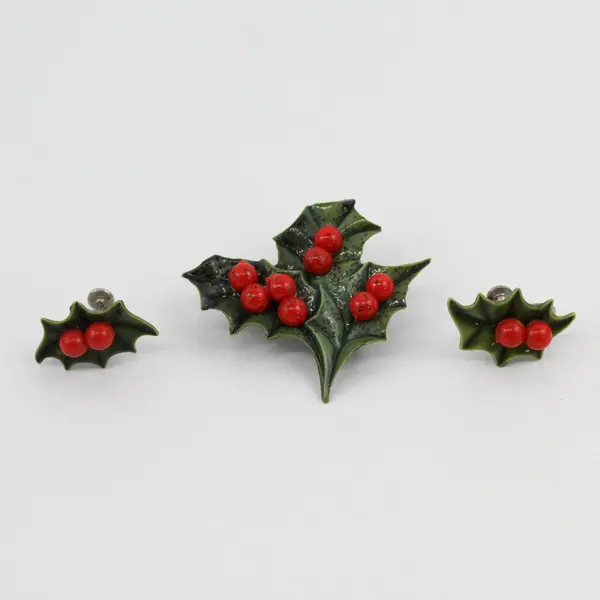 3 Piece Set Holly Berry Christmas Screw-Back Earrings and Brooch