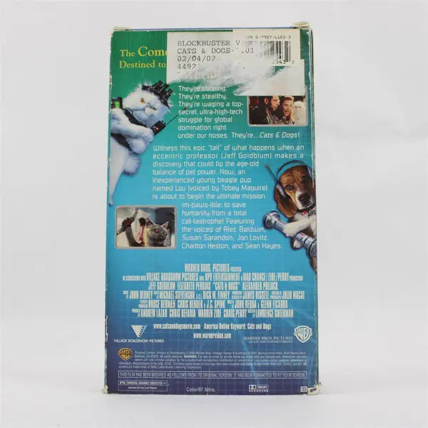 Cats & Dogs VHS, 2001, Slip Sleeve Warner Bros. Family Entertainment