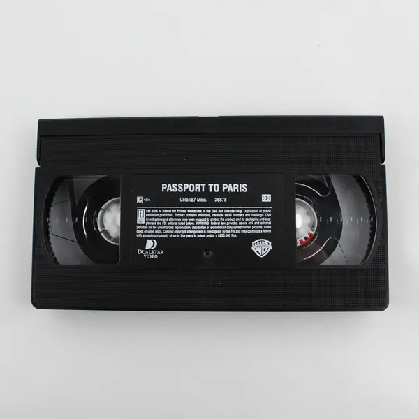 Passport to Paris VHS 1999 Video Tape Mary-Kate & Ashley Olsen Movie