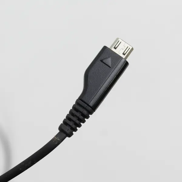 Samsung Travel Adapter ETA0U10JBE Black Micro-USB 5' Cord