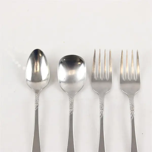 Decorators Stainless Flatware Sea Breeze 4 Pc 2 Salad Forks Teaspoon Soup Spoon