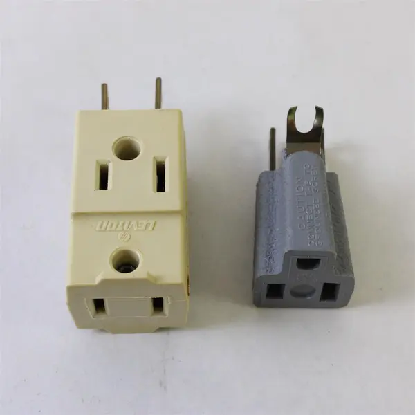 Lot of 5 Power Adapters Wall Outlet Adapters Apple A1385 Untested