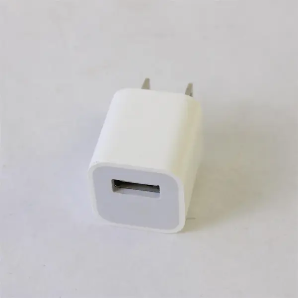 Lot of 5 Power Adapters Wall Outlet Adapters Apple A1385 Untested