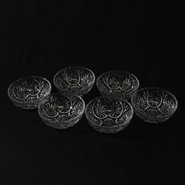 Lot of 6 Anchor Hocking Medallion Pattern Clear Glass Fruit Bowls 4.5in