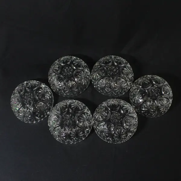 Lot of 6 Anchor Hocking Medallion Pattern Clear Glass Fruit Bowls 4.5in