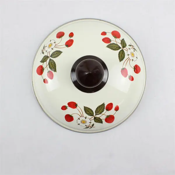 Sheffield Strawberries 'n Cream Enamelware Saucepan w/ Lid 2 qt