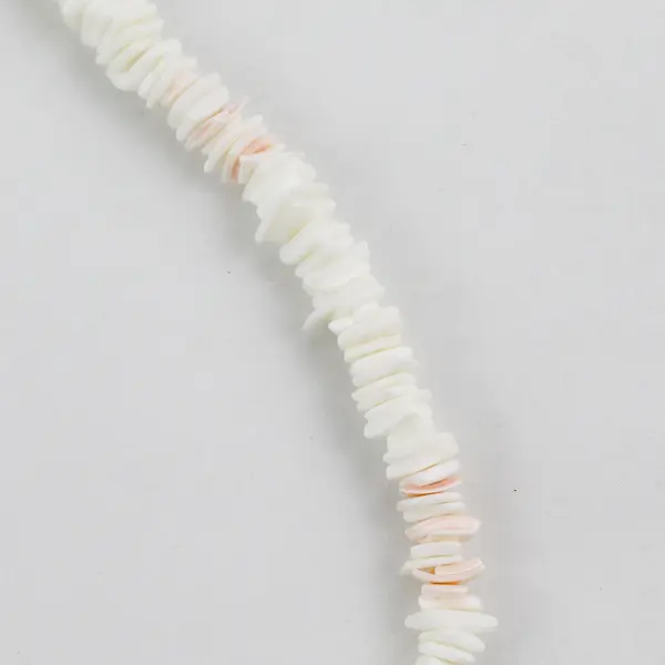 White and Pink Beaded Puka Shell Necklace Barrel Clasp 17"