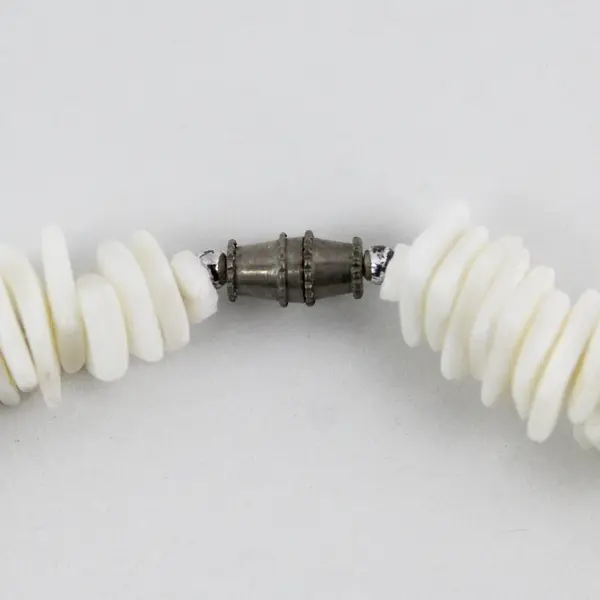 White and Pink Beaded Puka Shell Necklace Barrel Clasp 17"