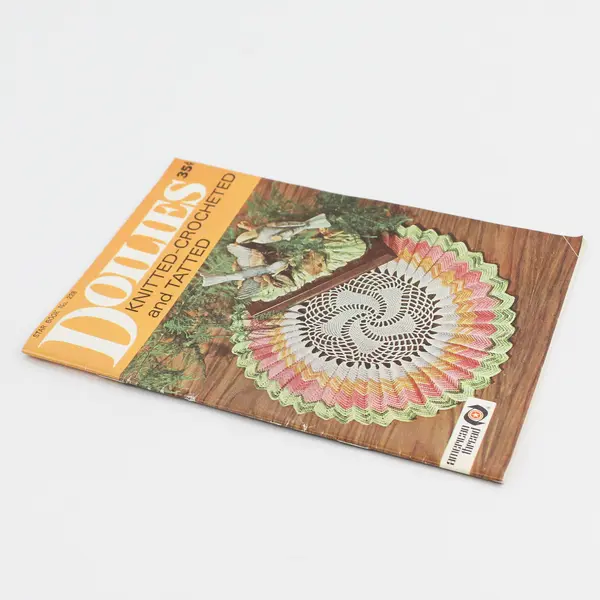 American Thread Doilies Knitted-Crocheted and Tatted Star Book No. 228