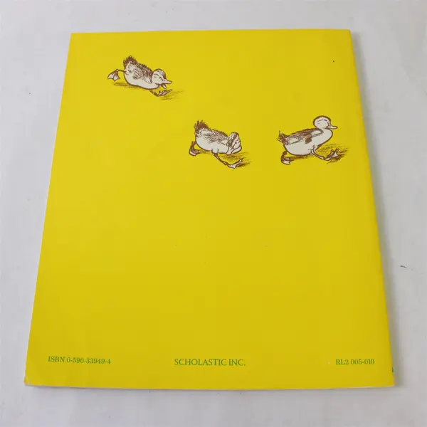 Vintage Make Way for Ducklings Robert McCloskey PB Illustrated Good