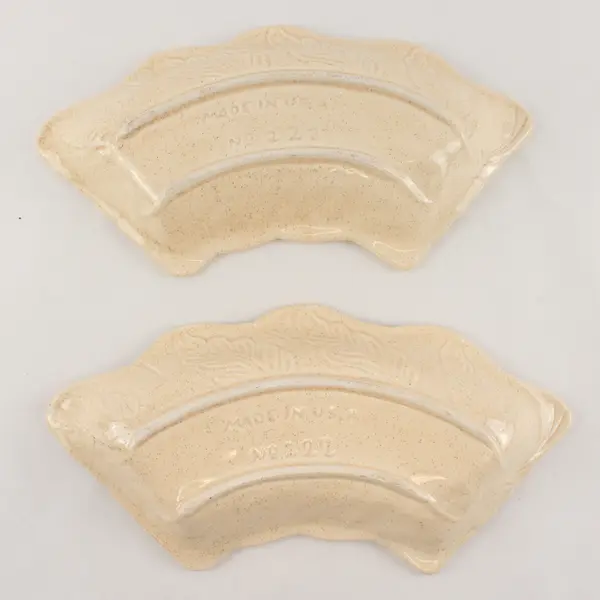 Set of 2 Vintage Beige Ceramic Leaf Serving Trays