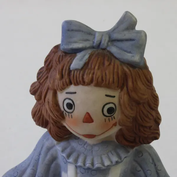 Vintage Raggedy Ann Ceramic Figurine Collectible