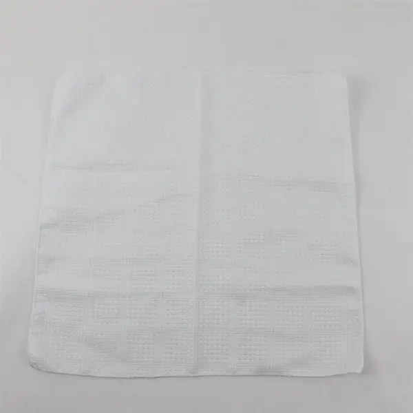 Lot 4 Unbranded Matching White Fabric Round 75" Diameter Tablecloth & 3 Napkins